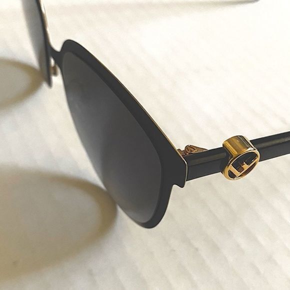 FENDI SUNGLASSES + CASE